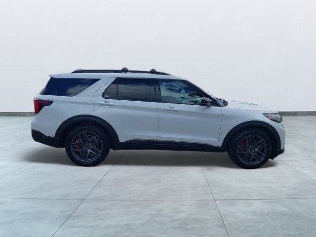 Certified 2025 Ford Explorer ST AWD/4WD image 8
