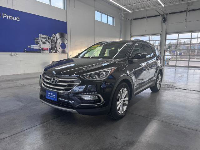 Used 2017 Hyundai Santa Fe Sport 2.0T AWD/4WD image 2
