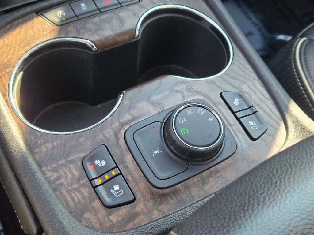 Used 2021 GMC Acadia Denali w/ Denali Ultimate Package image 31