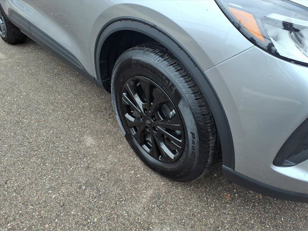 Certified 2024 Ford Escape Active w/ Tech Pack #1 image 8