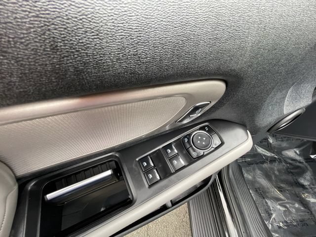 Certified 2025 Ford Expedition Active AWD/4WD image 11