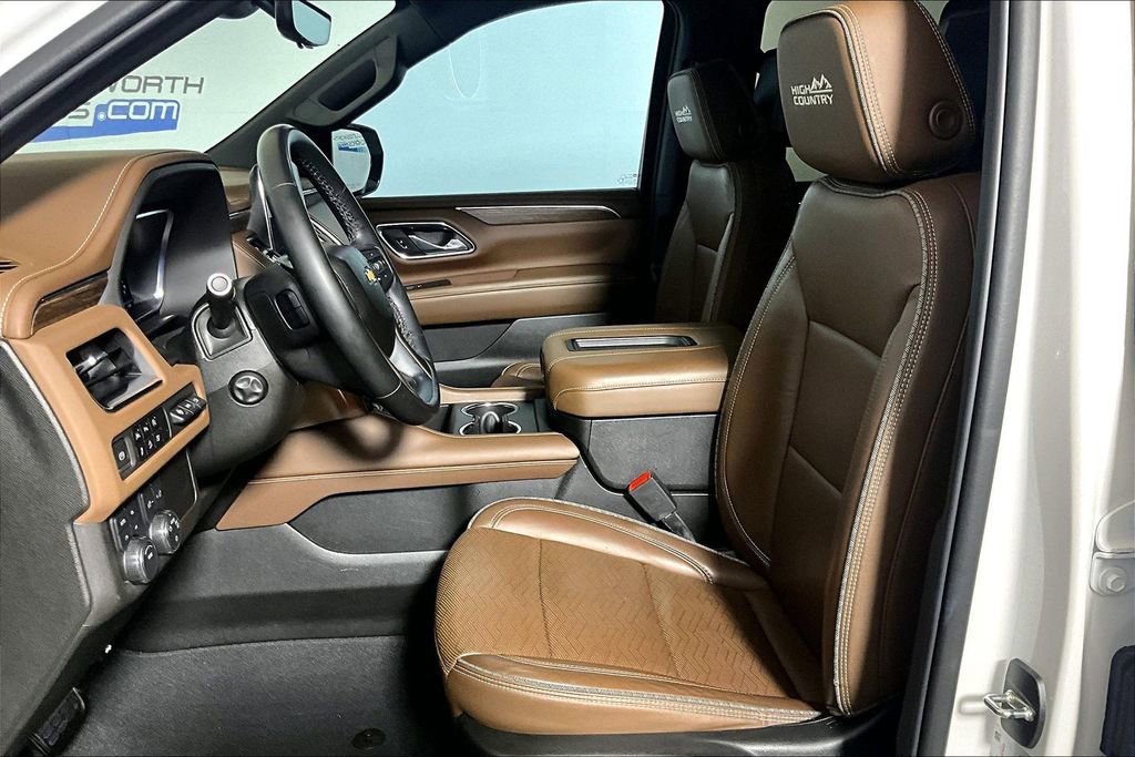 Used 2023 Chevrolet Suburban High Country AWD/4WD image 20