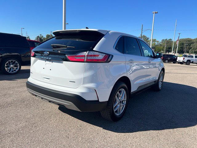 Certified 2024 Ford Edge SEL w/ Convenience Package AWD/4WD image 4