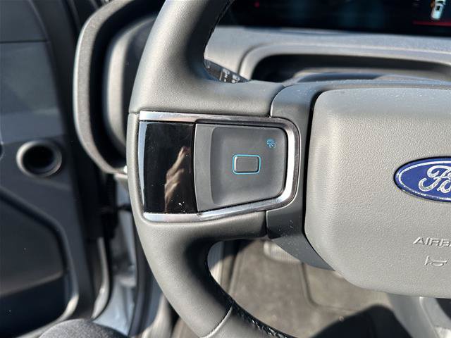 Certified 2025 Ford Expedition Active AWD/4WD image 33