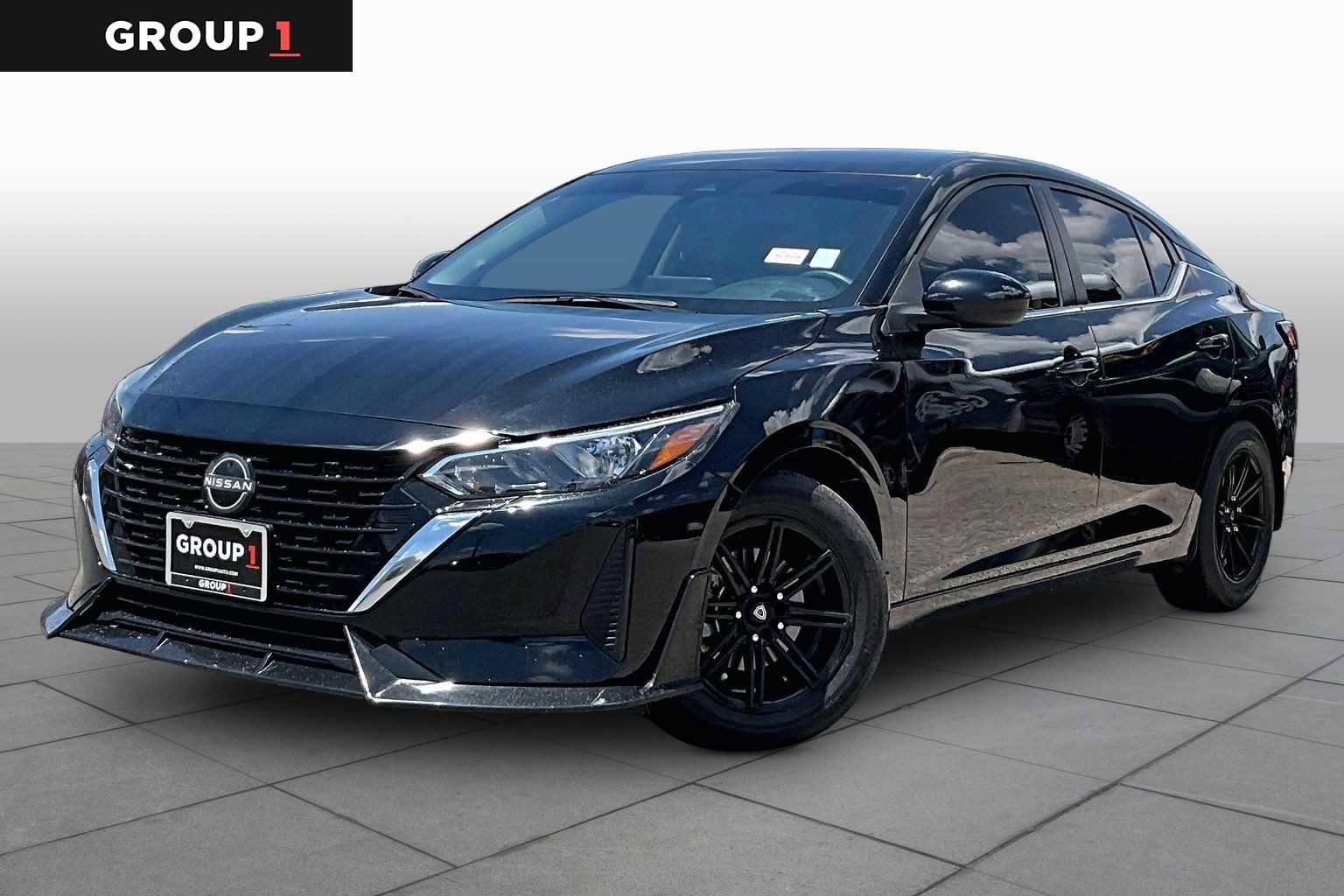 Used 2024 Nissan Sentra SV FWD image 1