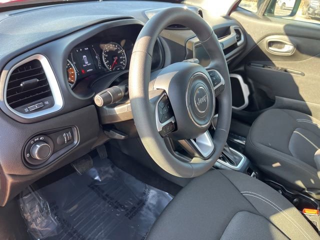 Used 2021 Jeep Renegade Sport AWD/4WD image 16