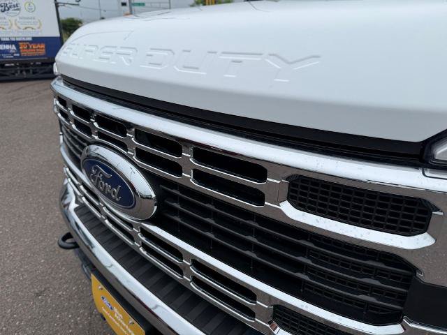 Certified 2023 Ford F250 XLT AWD/4WD image 9
