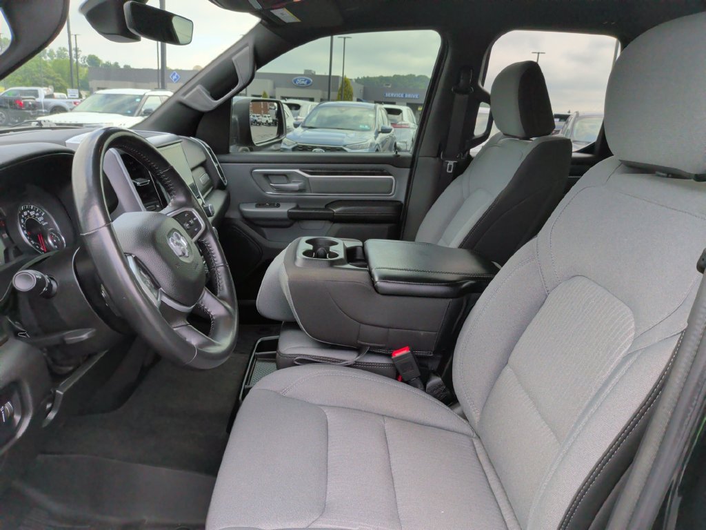Used 2022 RAM 1500 Big Horn AWD/4WD image 4