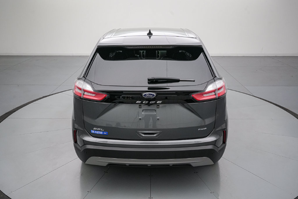Certified 2024 Ford Edge SEL w/ Convenience Package AWD/4WD image 5