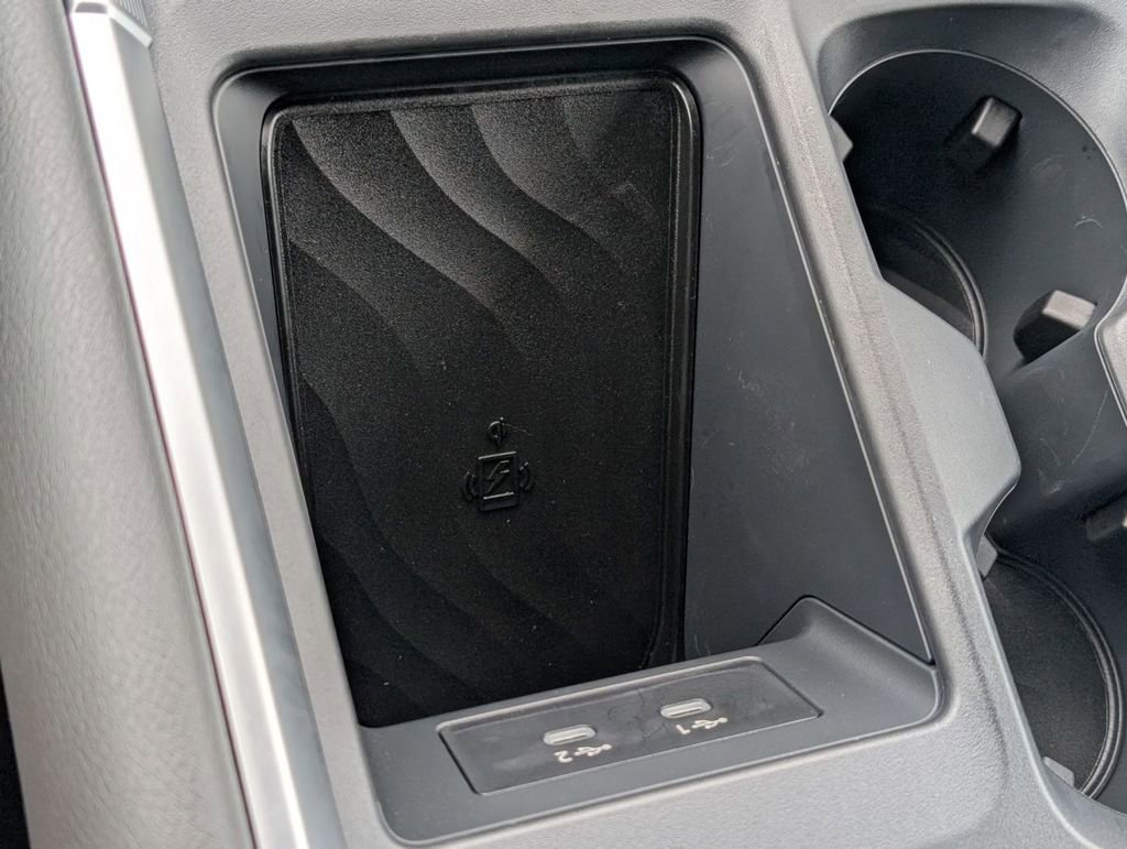 Used 2025 Nissan Armada Platinum image 36