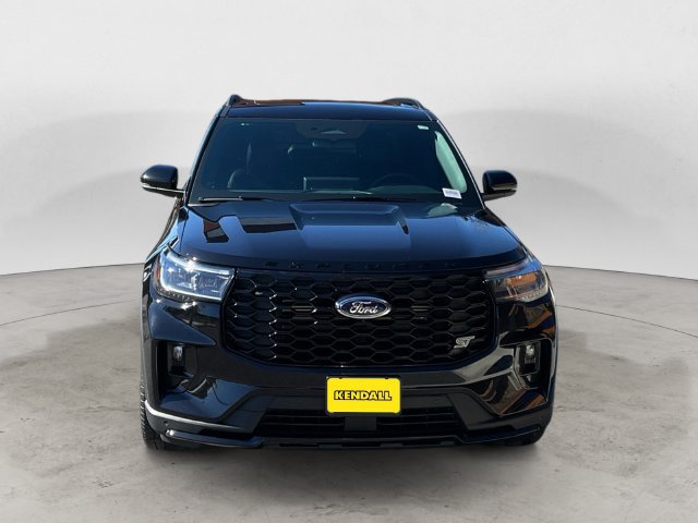 Certified 2025 Ford Explorer ST AWD/4WD image 2