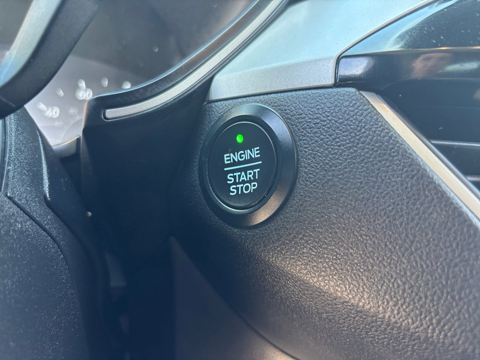 Certified 2021 Ford Escape SE image 29