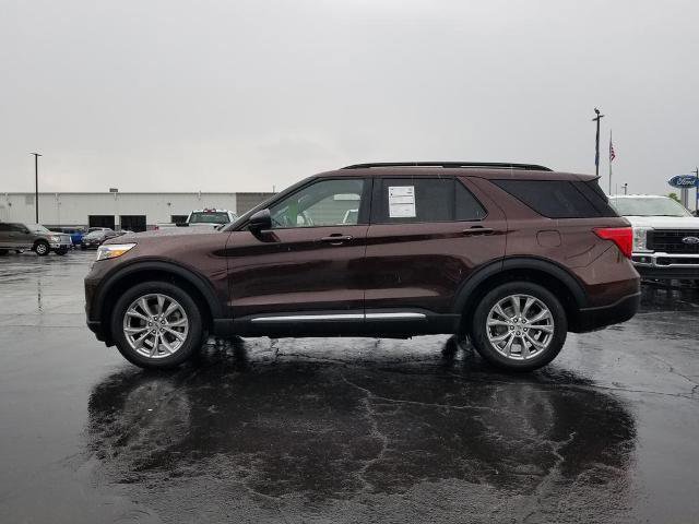 Certified 2020 Ford Explorer XLT w/ Equipment Group 202A AWD/4WD image 2