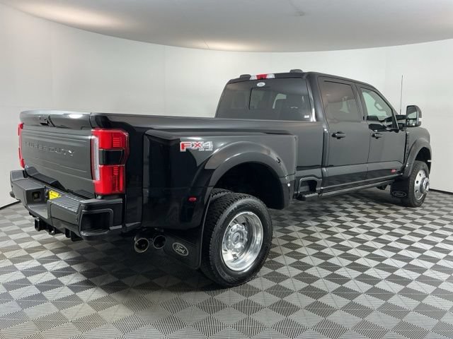 Certified 2026 Ford F450 Platinum w/ FX4 Off-Road Package AWD/4WD image 4