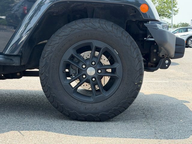 Used 2017 Jeep Wrangler Unlimited Sahara AWD/4WD image 21