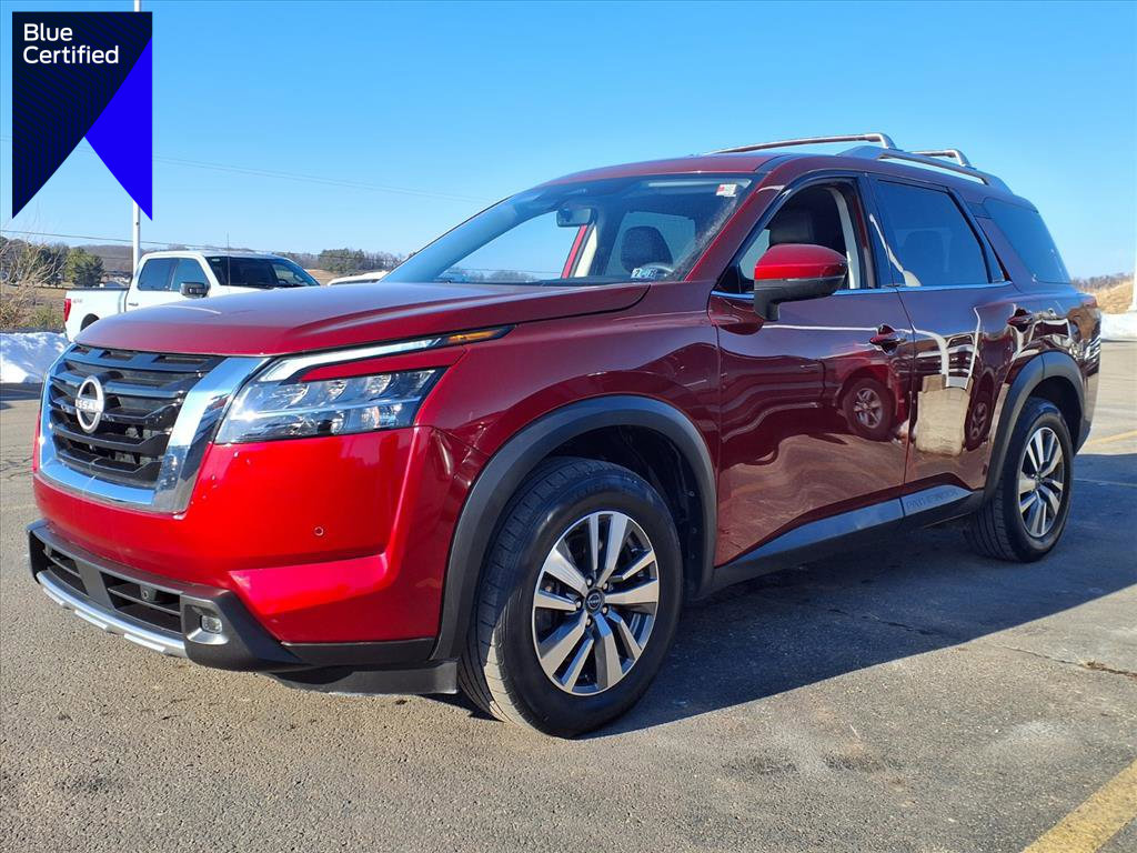 Used 2023 Nissan Pathfinder SL