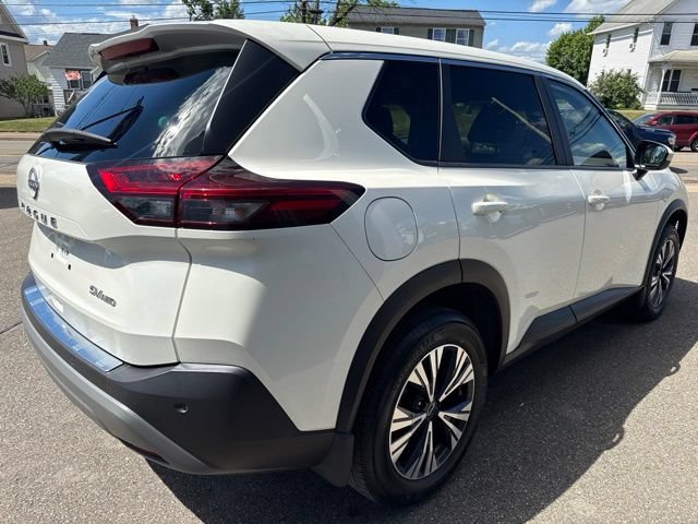 Used 2023 Nissan Rogue SV AWD/4WD image 6