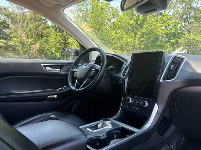 Certified 2024 Ford Edge SEL AWD/4WD image 21