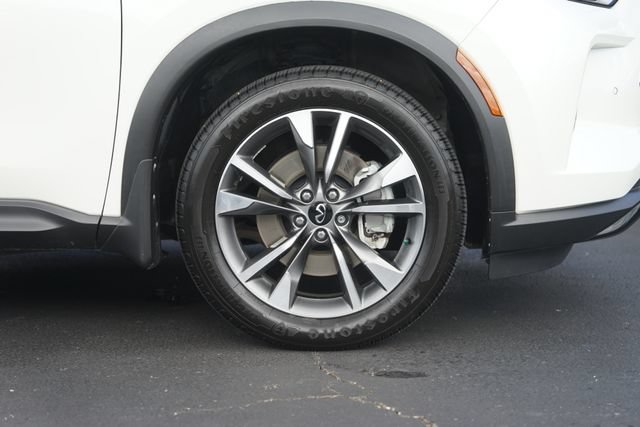 Used 2024 INFINITI QX60 Luxe FWD image 4