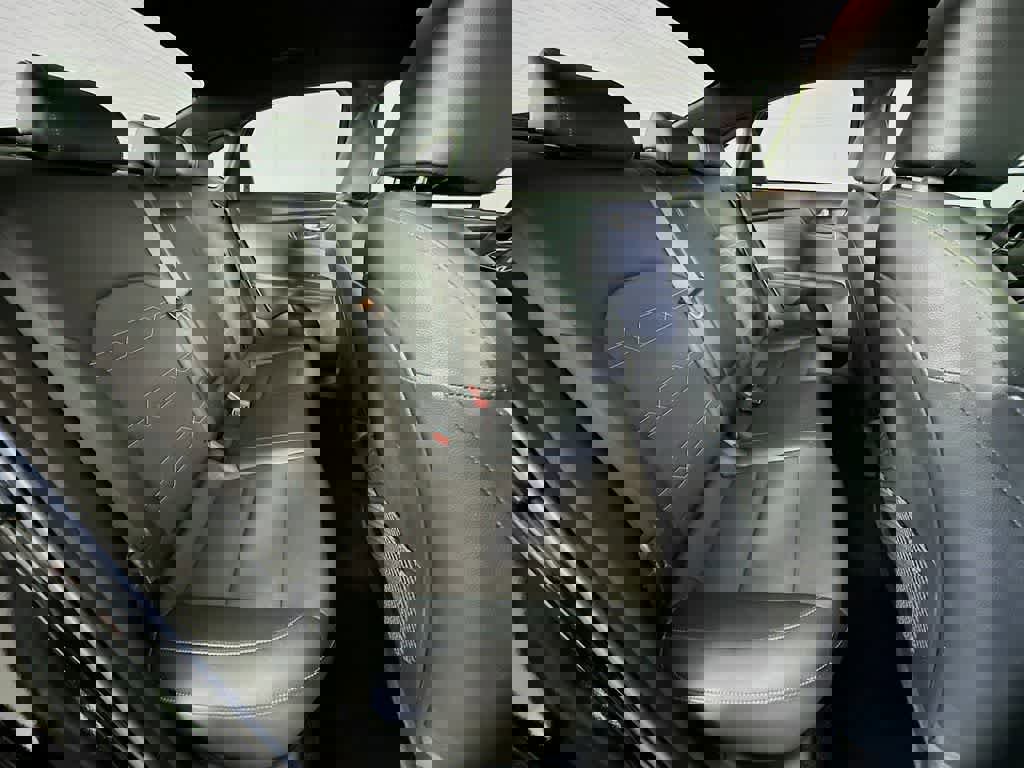 Used 2024 Kia Forte GT-Line image 31