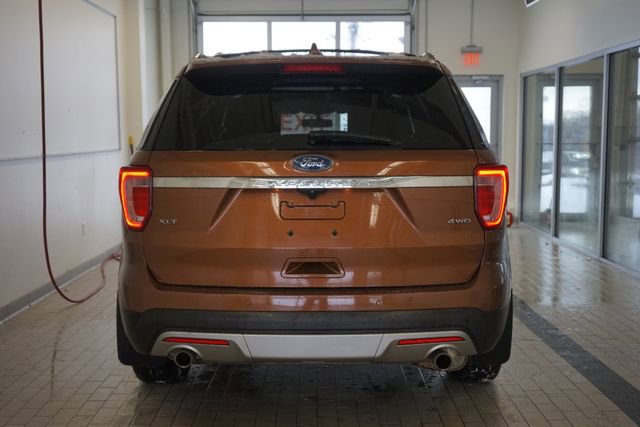 Certified 2017 Ford Explorer XLT w/ Equipment Group 202A image 12