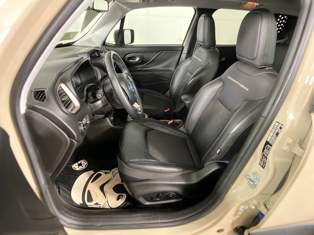 Used 2017 Jeep Renegade Trailhawk image 29