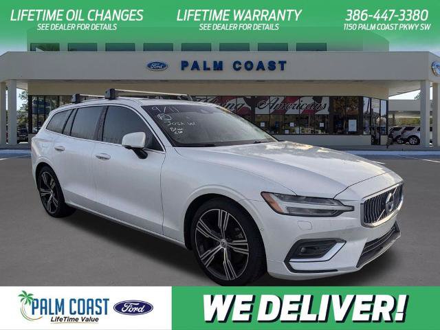 Used 2020 Volvo V60 T5 Inscription FWD image 1
