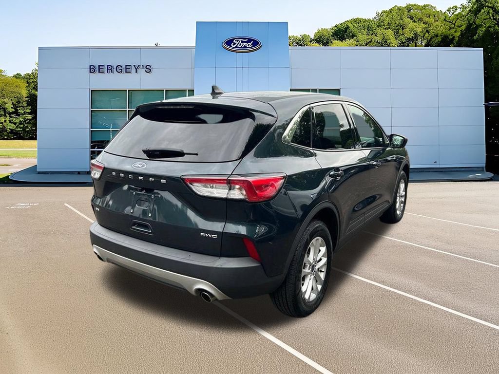 Certified 2022 Ford Escape SE w/ Convenience Package AWD/4WD image 4