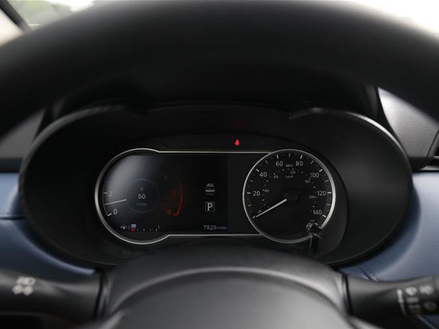 Used 2025 Nissan Versa SV w/ Trunk Package FWD image 34