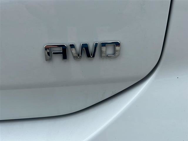 Used 2024 Chevrolet Equinox LT AWD/4WD image 6