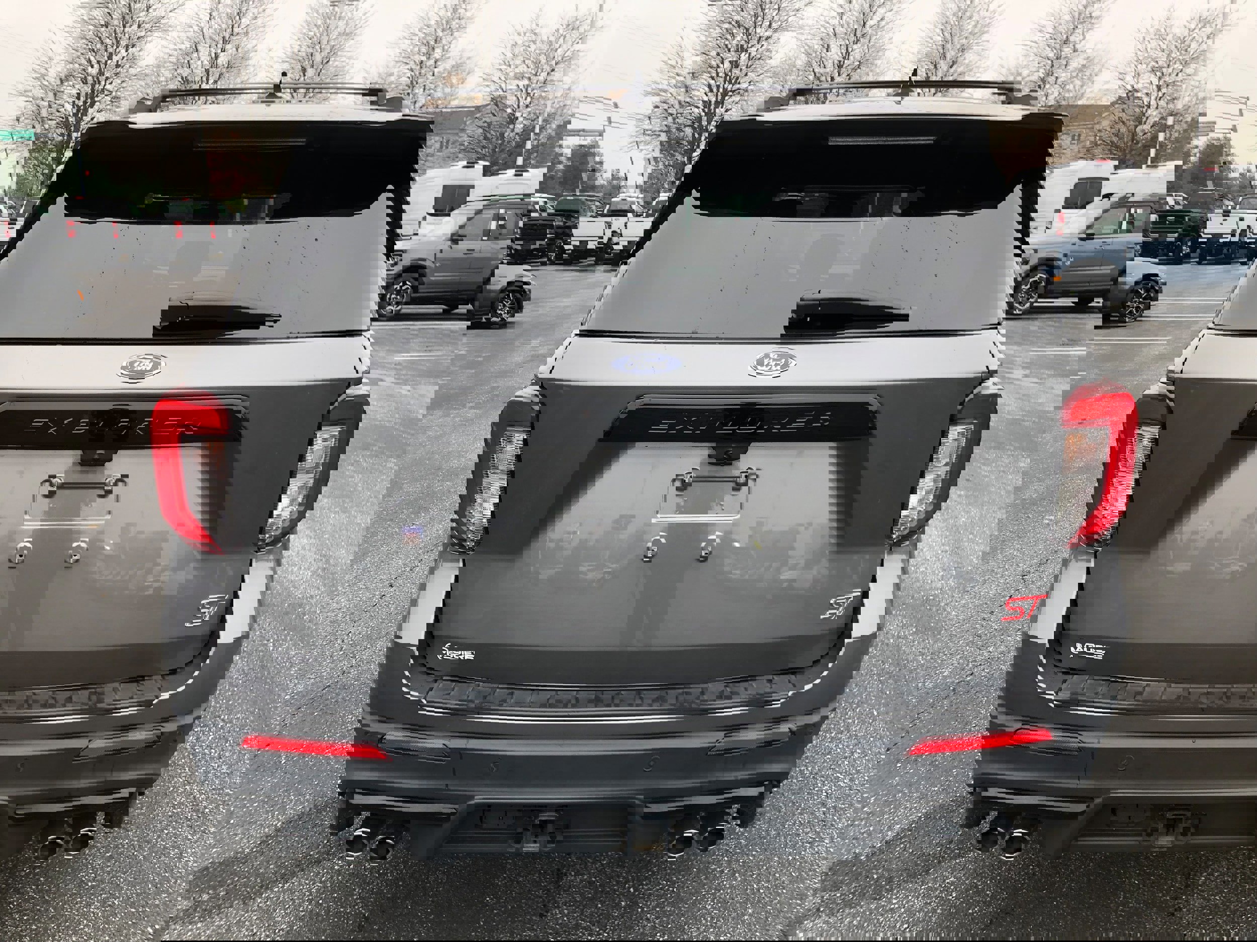 Certified 2022 Ford Explorer ST w/ Equipment Group 401A image 3