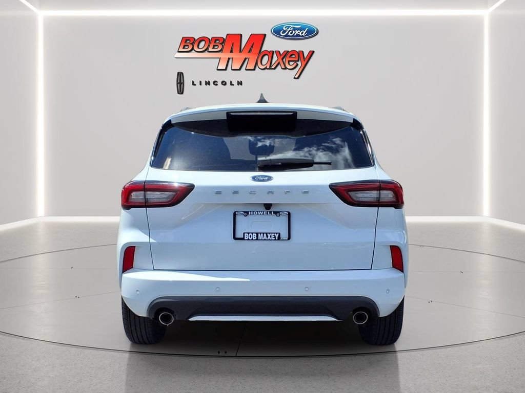 Certified 2023 Ford Escape ST-Line w/ Tech Pack #1 FWD image 6