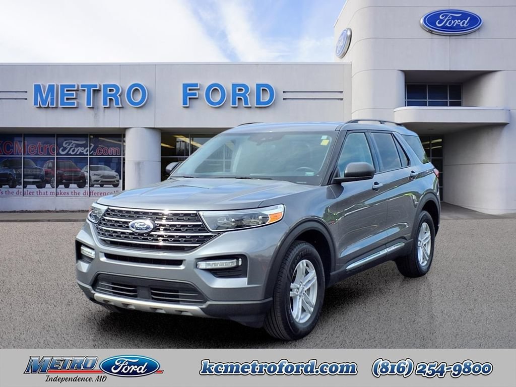 Certified 2023 Ford Explorer XLT w/ Equipment Group 202A AWD/4WD image 7