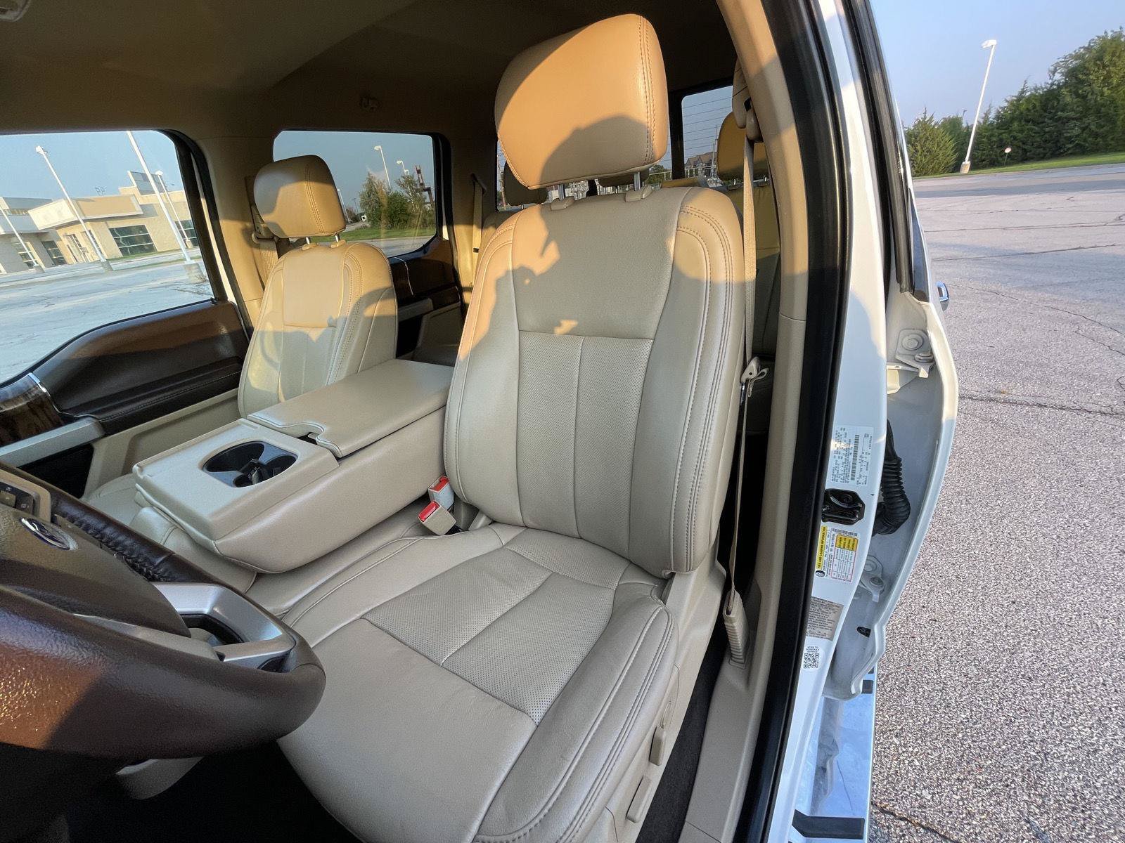 Certified 2019 Ford F150 Lariat AWD/4WD image 18