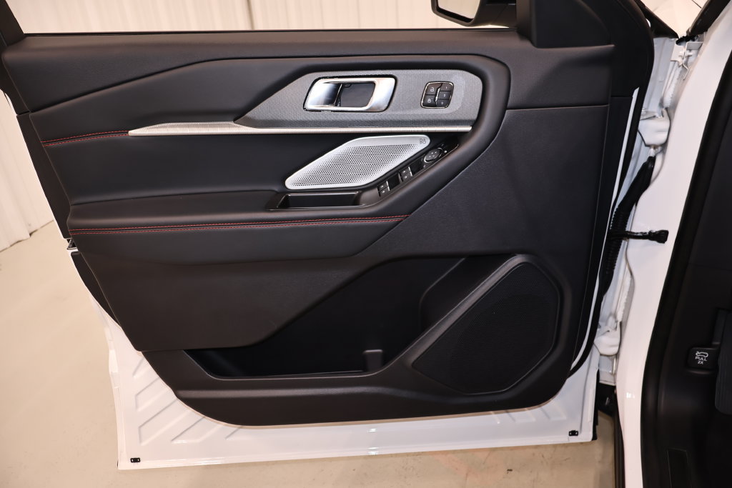 Certified 2026 Ford Explorer ST w/ Sun And Sound Package AWD/4WD image 11