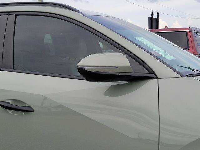 Used 2025 Hyundai Santa Cruz SEL FWD image 7
