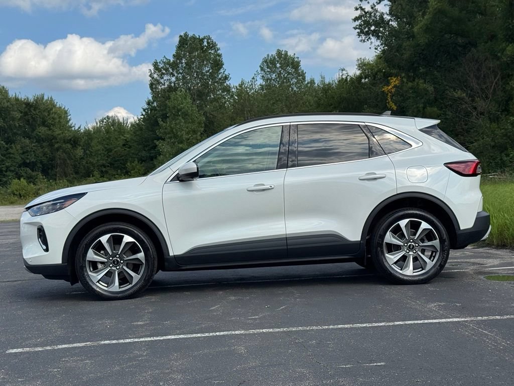 Certified 2023 Ford Escape Platinum AWD/4WD image 8