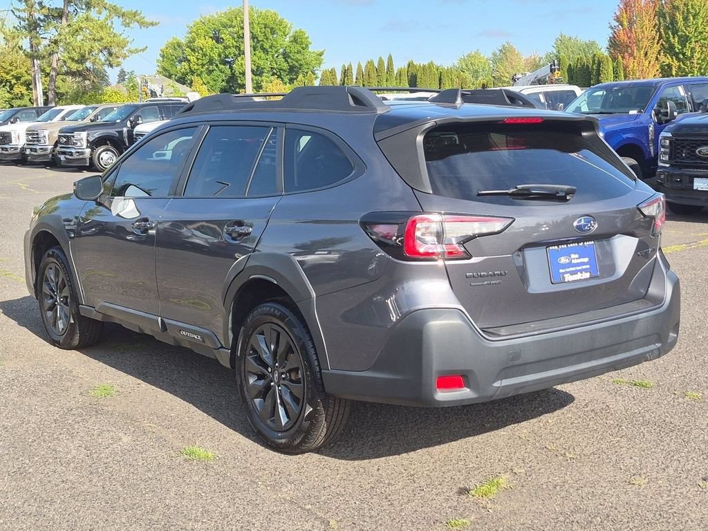 Used 2023 Subaru Outback Onyx Edition AWD/4WD image 3