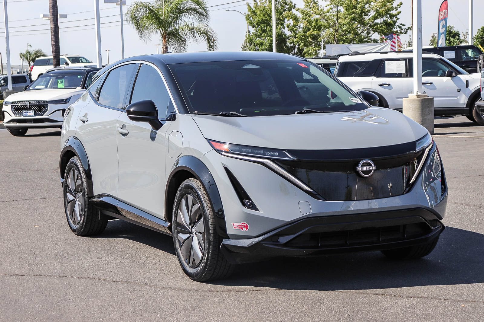Used 2024 Nissan Ariya FWD image 3