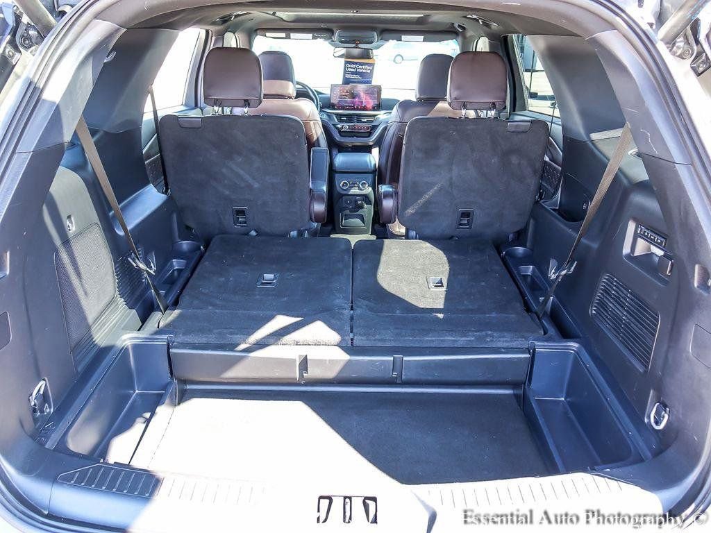 Certified 2025 Ford Explorer Platinum w/ LUX Leather Package AWD/4WD image 25