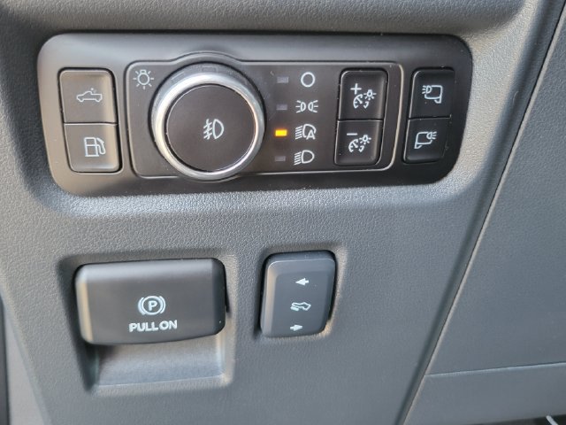 Certified 2025 Ford F150 Platinum AWD/4WD image 37