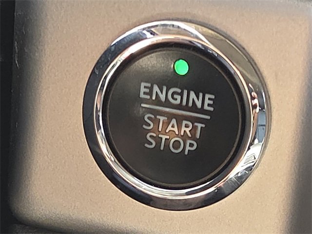 Certified 2022 Ford Expedition XLT image 24