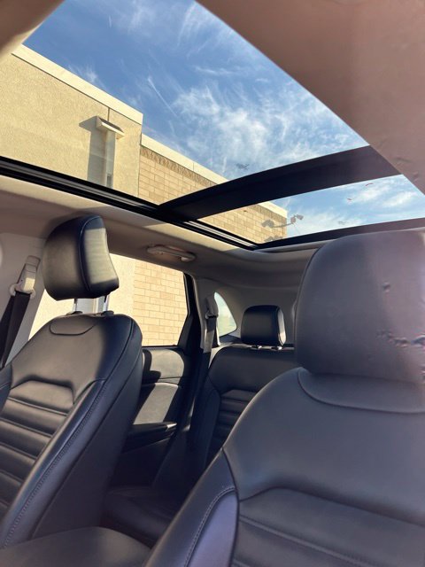 Certified 2023 Ford Edge SEL w/ Convenience Package AWD/4WD image 5