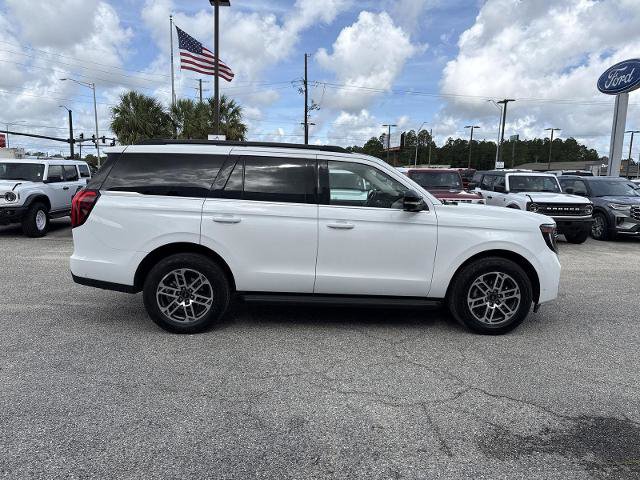 Certified 2025 Ford Expedition Active AWD/4WD image 15