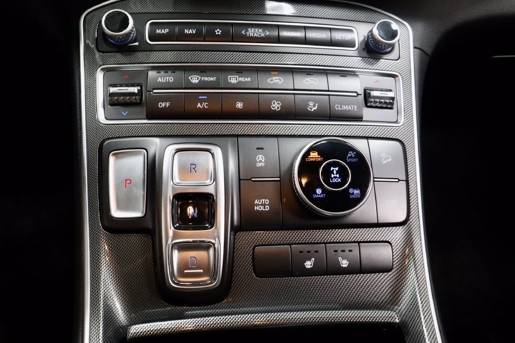 Used 2023 Hyundai Santa Fe SEL AWD/4WD image 32