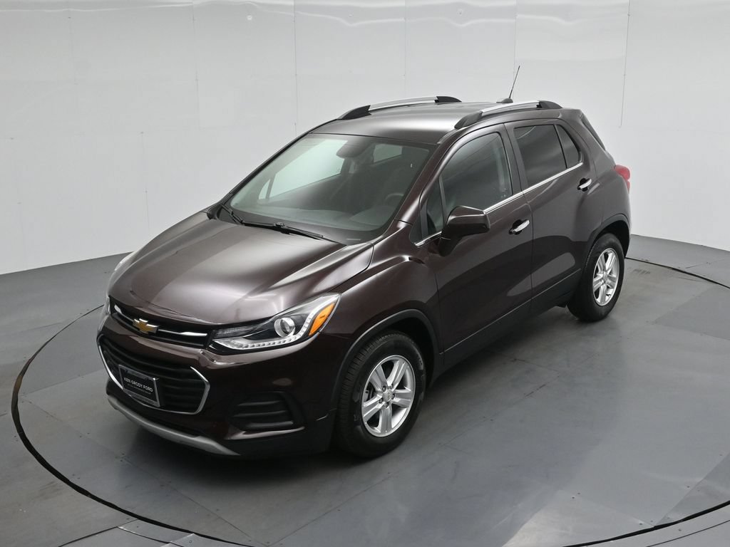 Used 2020 Chevrolet Trax LT w/ LT Convenience Package FWD image 32