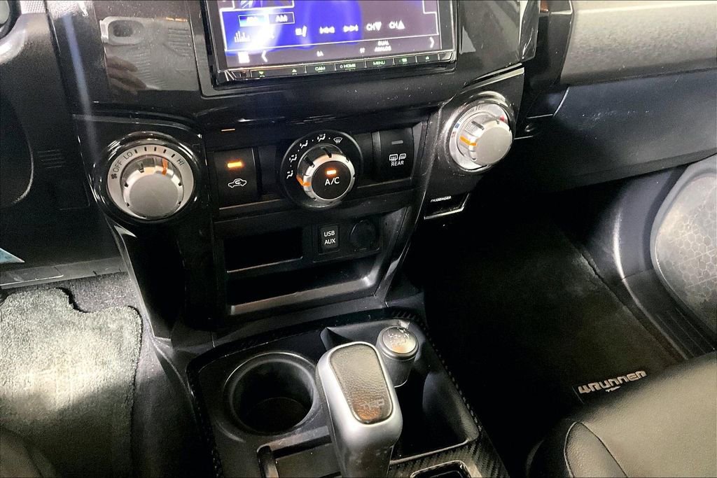 Used 2018 Toyota 4Runner TRD Off-Road Premium AWD/4WD image 25