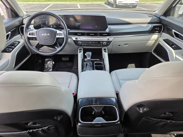 Used 2024 Kia Telluride S w/ S Sunroof Package FWD image 8