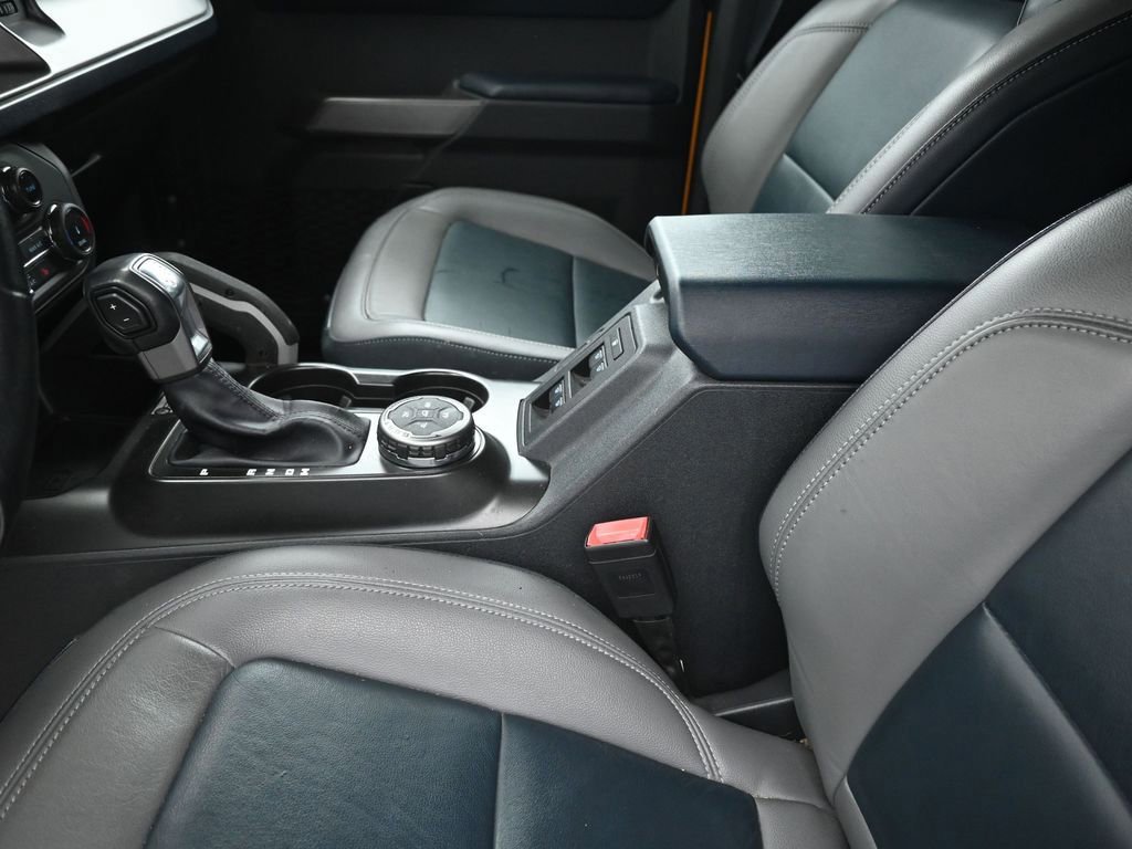 Certified 2022 Ford Bronco Outer Banks w/ Sasquatch Package AWD/4WD image 24