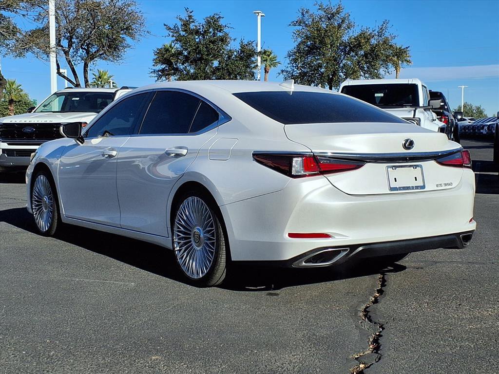 Used 2023 Lexus ES 350 image 5
